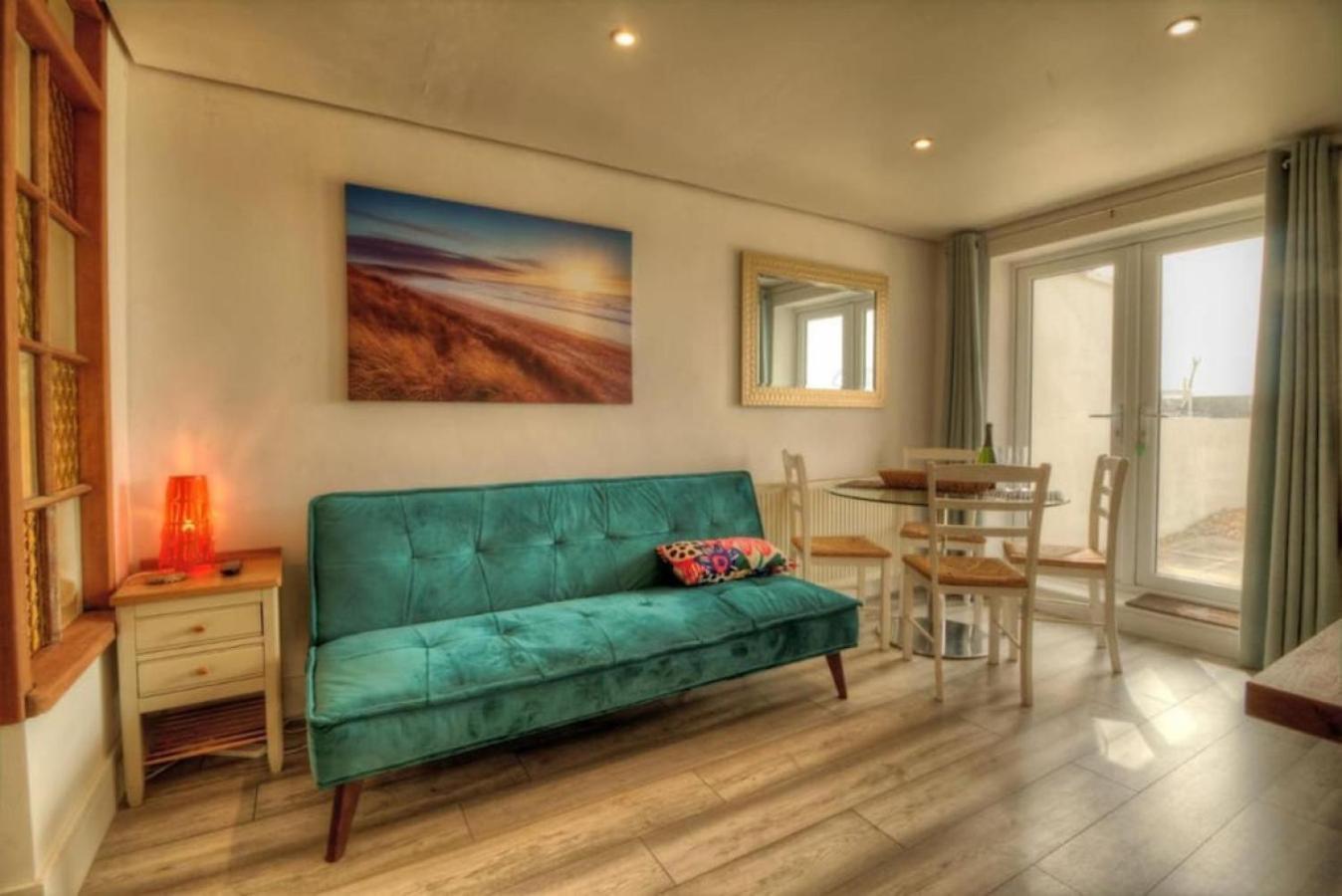 Air Maison - Solent View Beachfront Apartment جنوب هايلينغ المظهر الخارجي الصورة